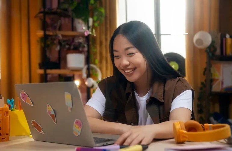 merawat laptop
